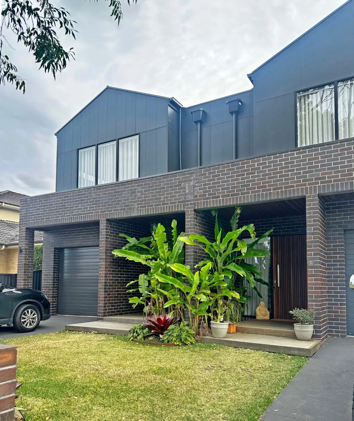 Completed duplex by Novo Engineering, Sydney
